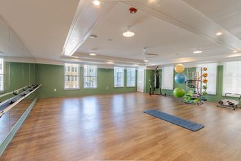 Yoga and barre studio at the merchant apartments in charleston, sc 29403